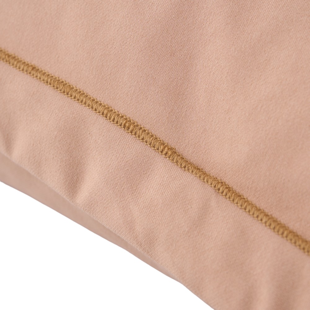 Bedding Set (4 Piece) - Image 4