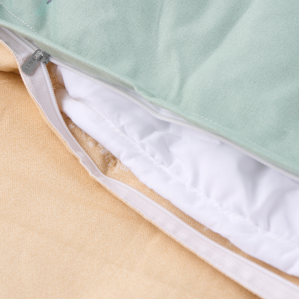 Bedding Set (4 Piece) - Image 7