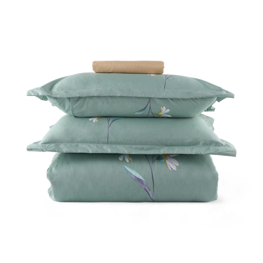 Bedding Set (4 Piece) - Image 2