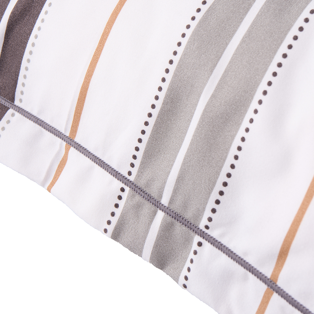 Bedding Set (4 Piece) - Image 3