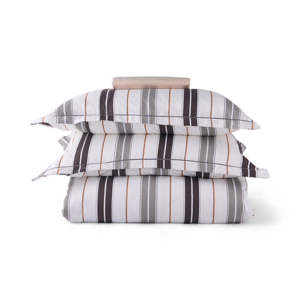 Bedding Set (4 Piece) - Image 2