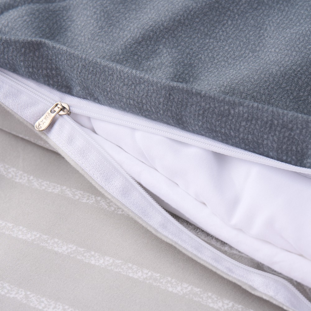 Bedding Set (4 Piece) - Image 8