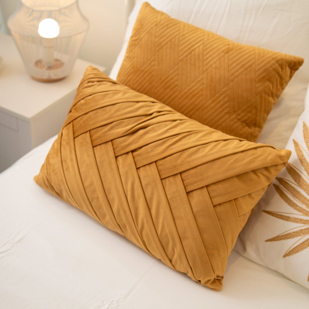 Chase Cushion - Image 4