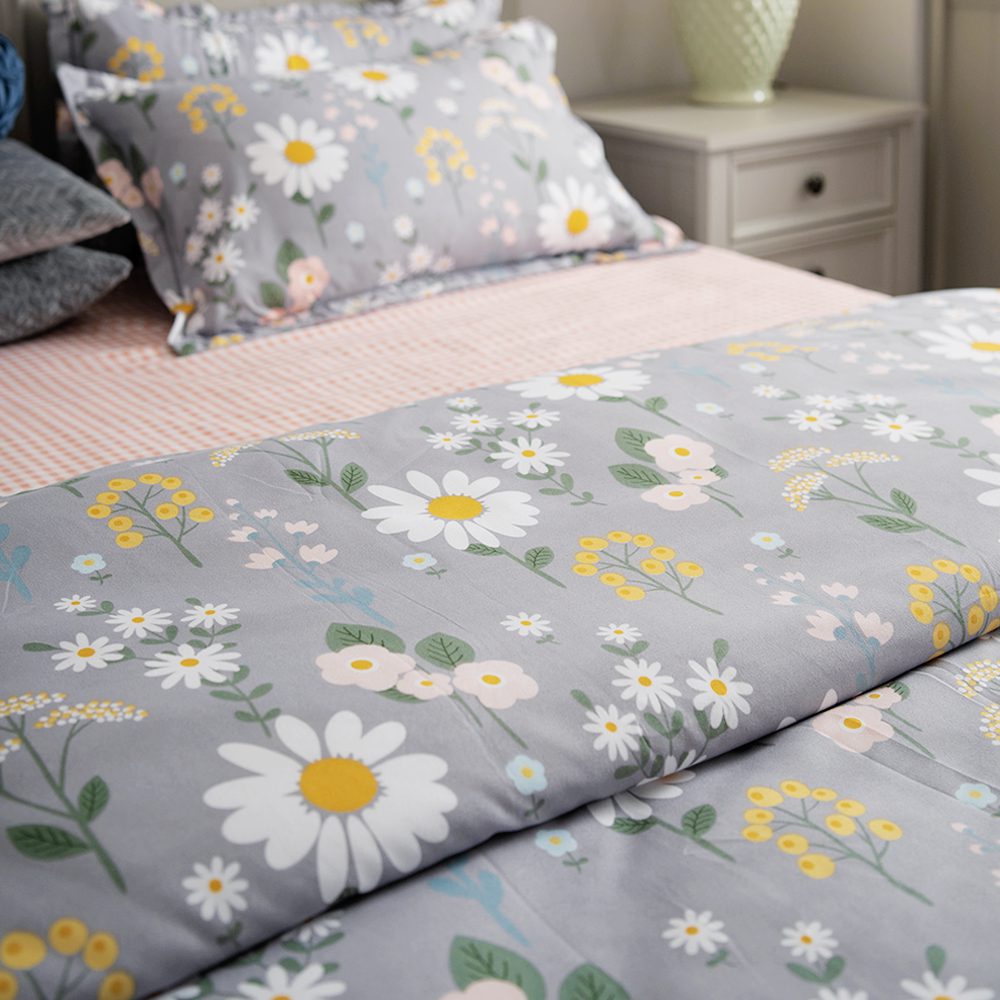 Bedding Set (4 Piece) - Image 12