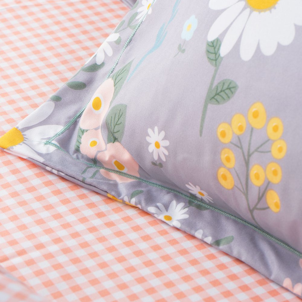 Bedding Set (4 Piece) - Image 8