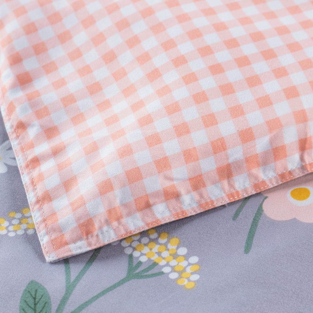 Bedding Set (4 Piece) - Image 6