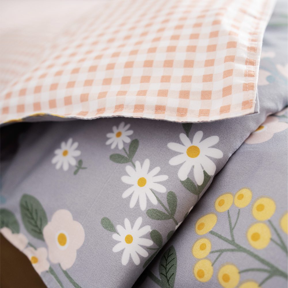 Bedding Set (4 Piece) - Image 5