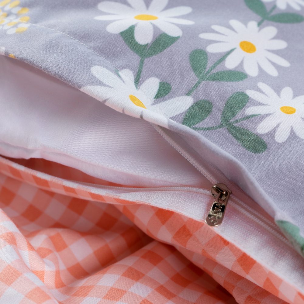Bedding Set (4 Piece) - Image 4