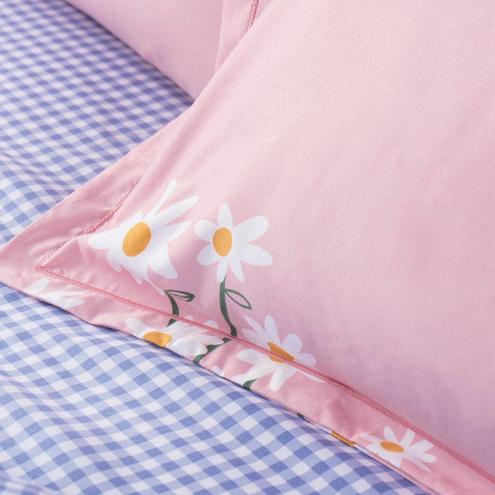Bedding Set (4 Piece) - Image 5