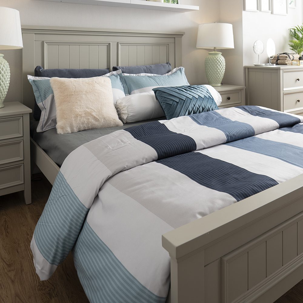 Bedding Set (4 Piece) - Image 8