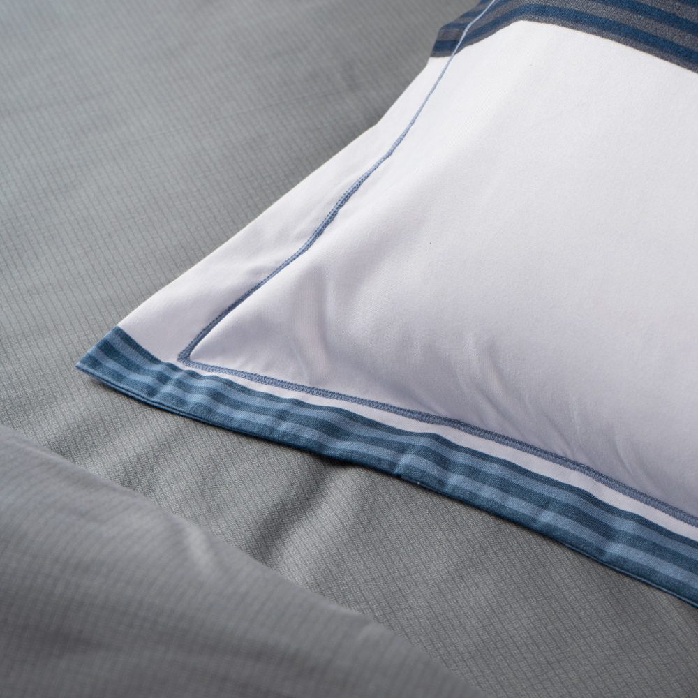 Bedding Set (4 Piece) - Image 6
