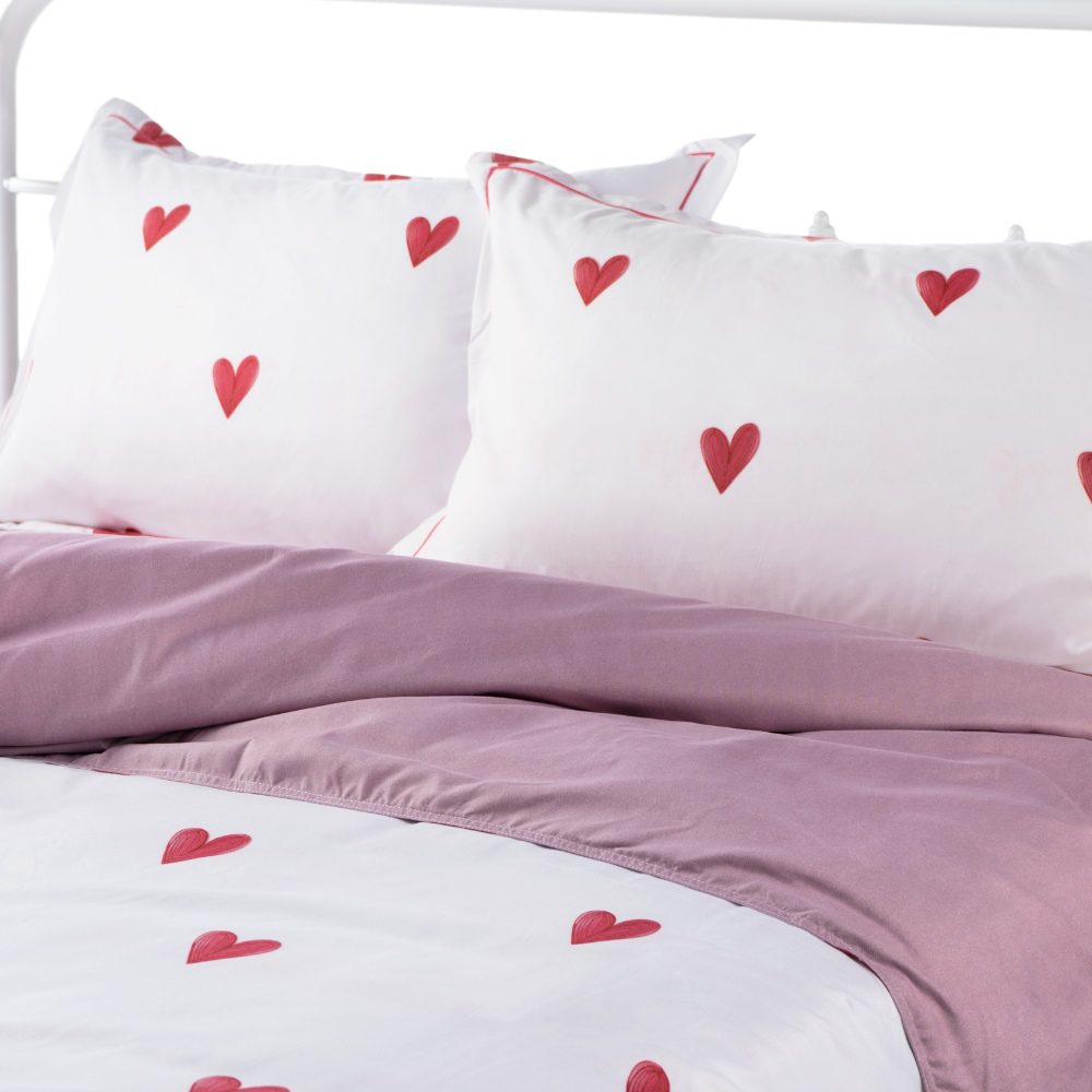 Bedding Set (4 Piece) - Image 3