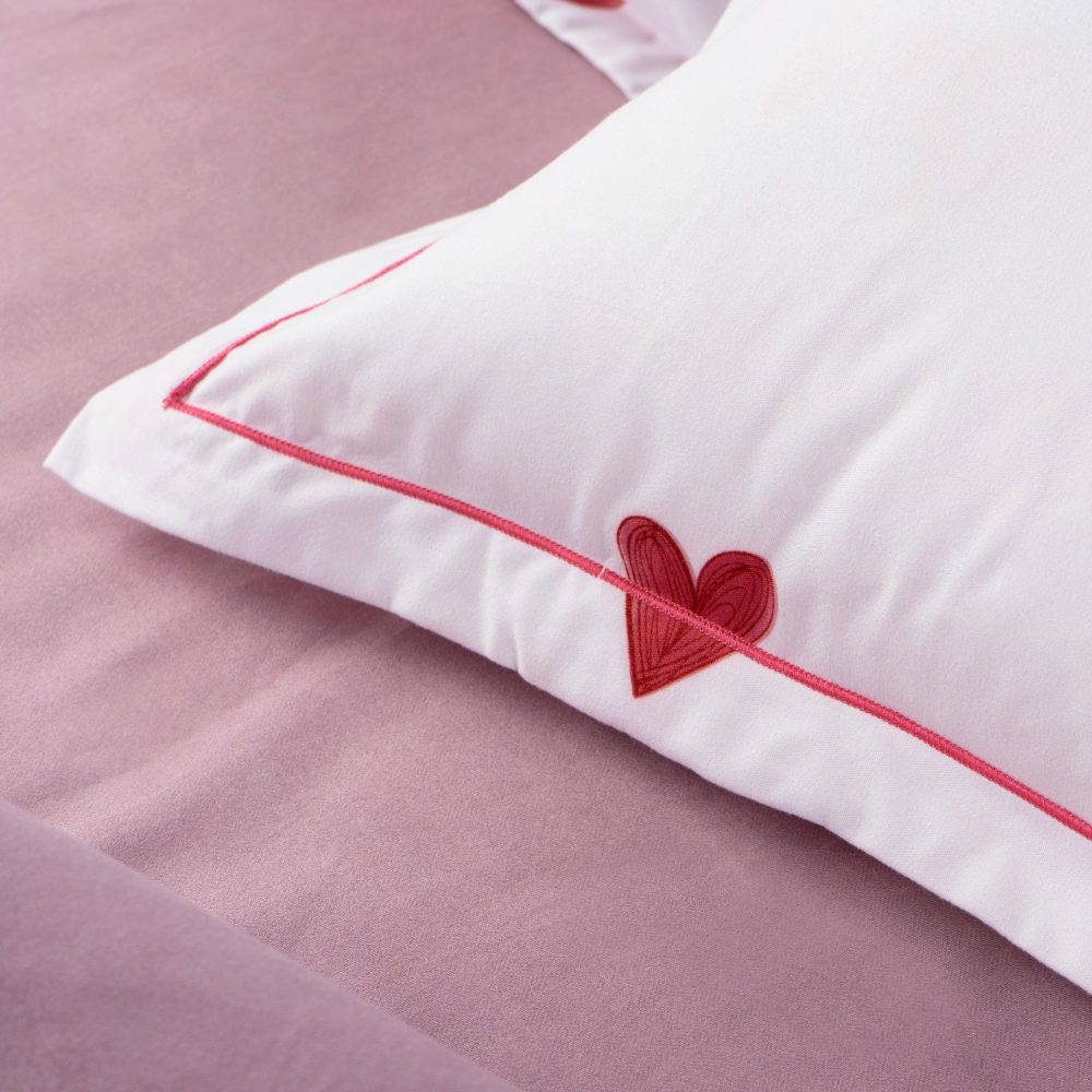 Bedding Set (4 Piece) - Image 5