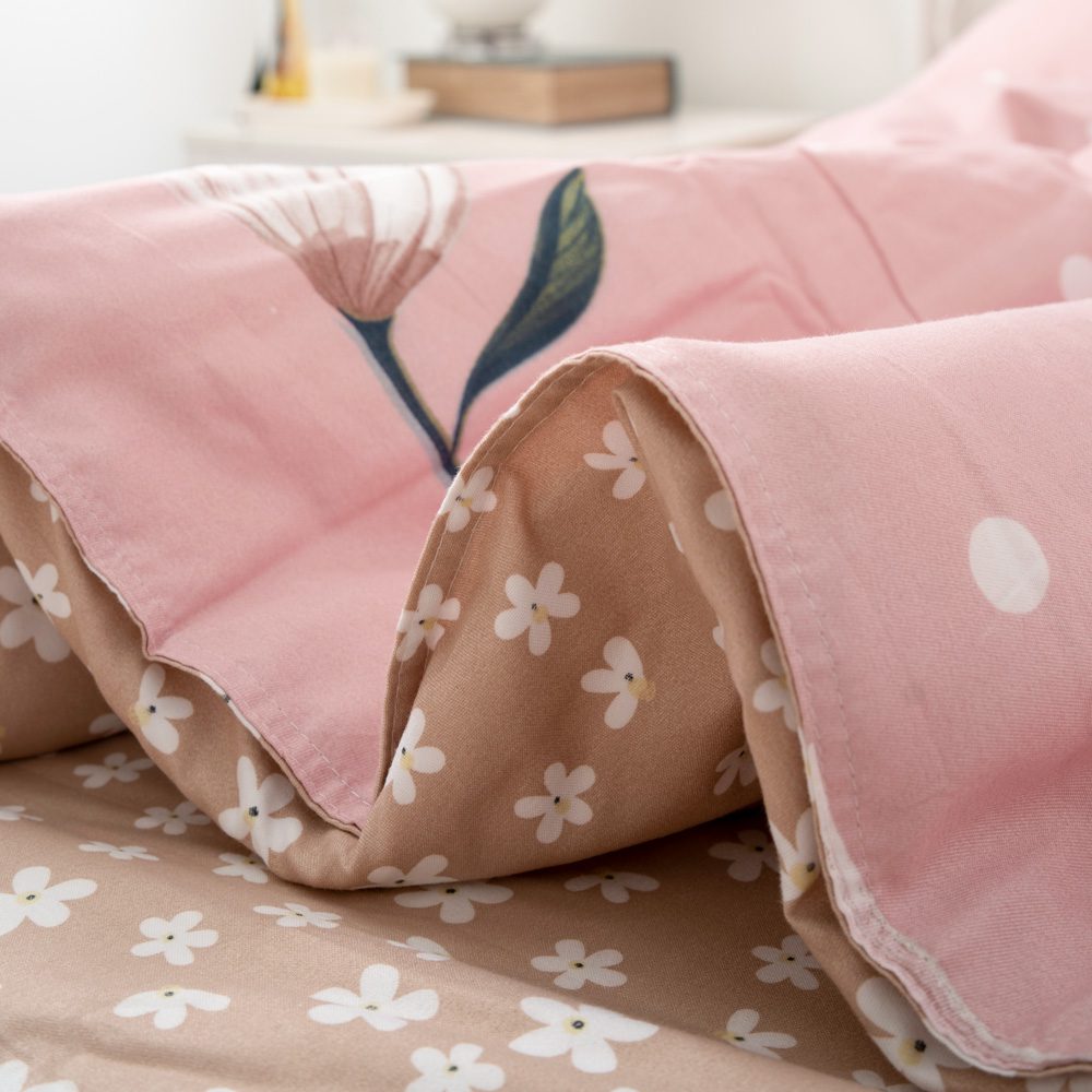 Bedding Set (4 Piece) - Image 9