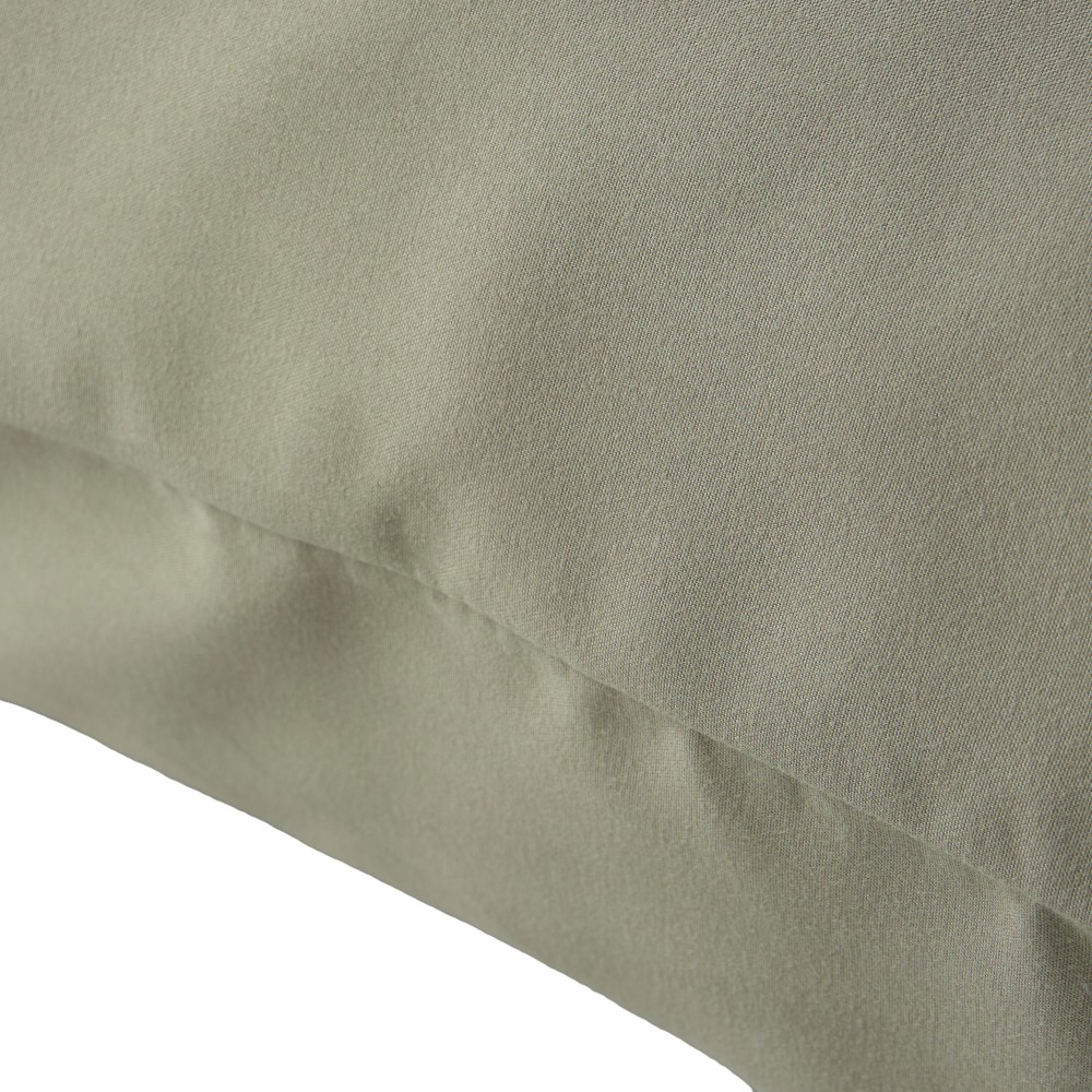 Bedding Set (4 Piece) - Image 5