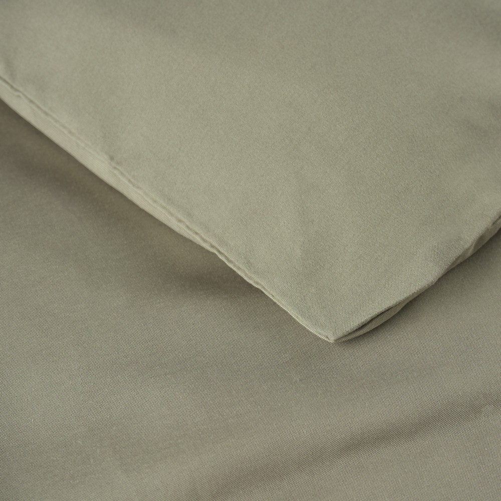Bedding Set (4 Piece) - Image 7