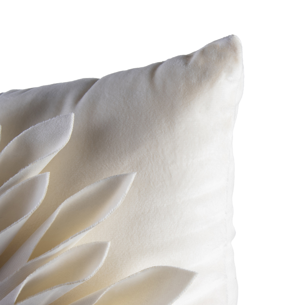 Cushion - Image 4