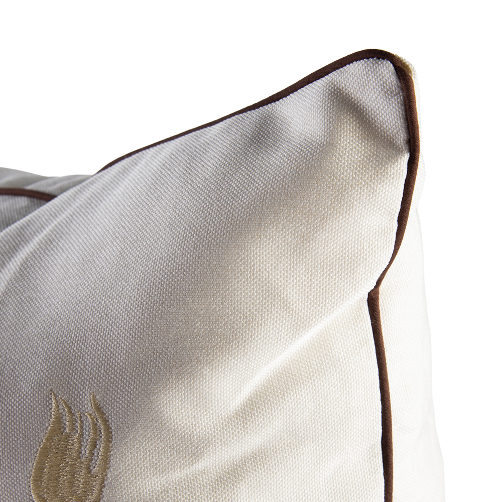 Cushion - Image 4
