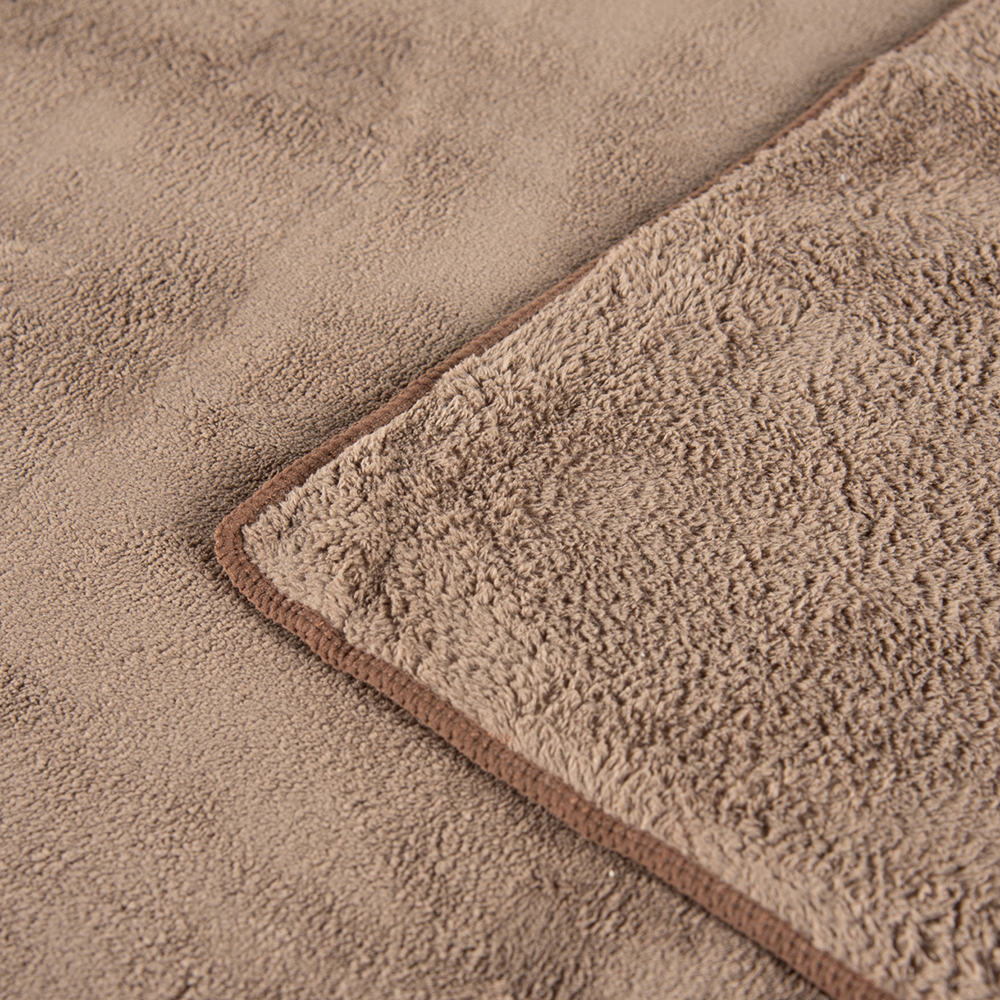Coral Fleece Bath Towel - Image 3