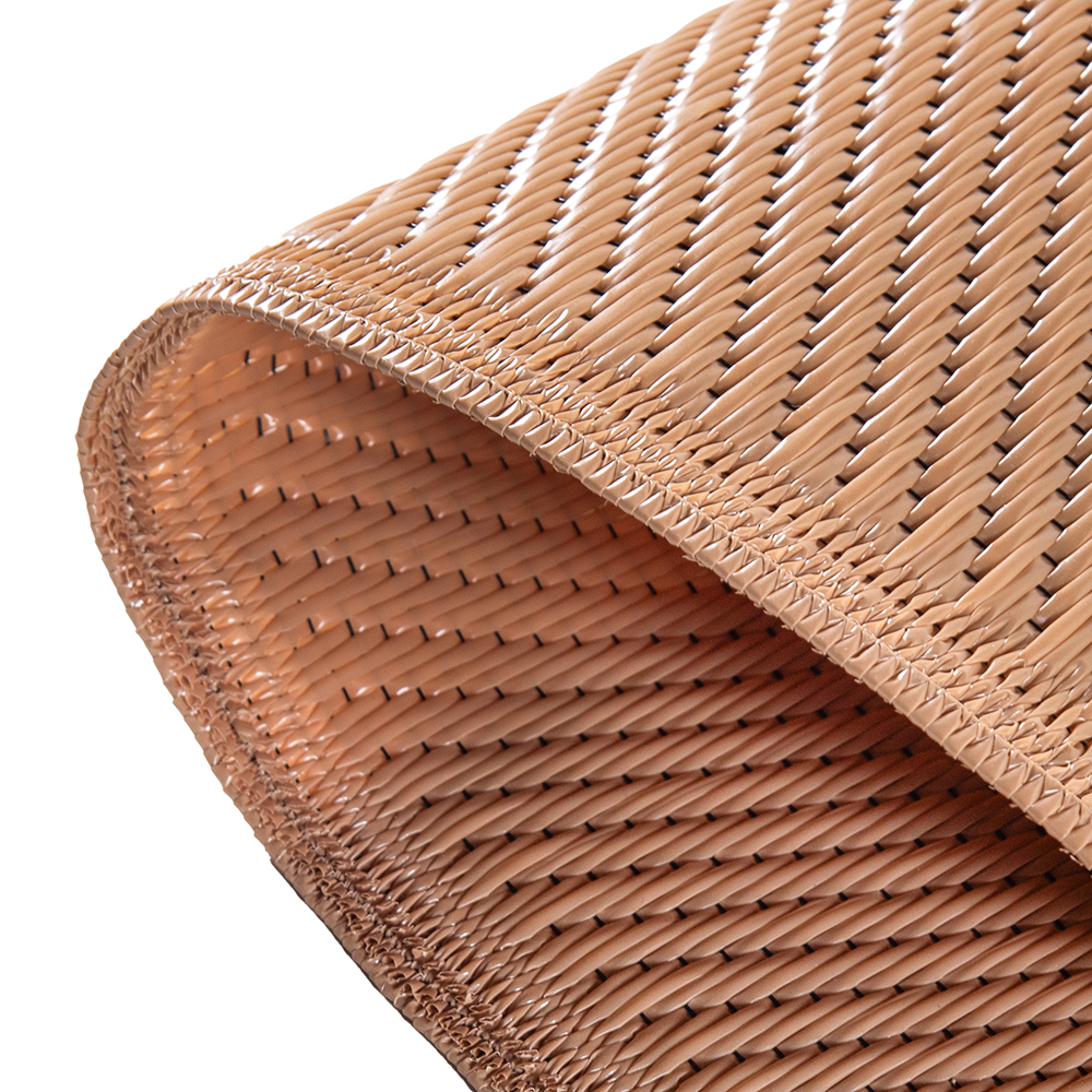 Reversible Outdoor Rug (L240cm x W150cm) - Image 4