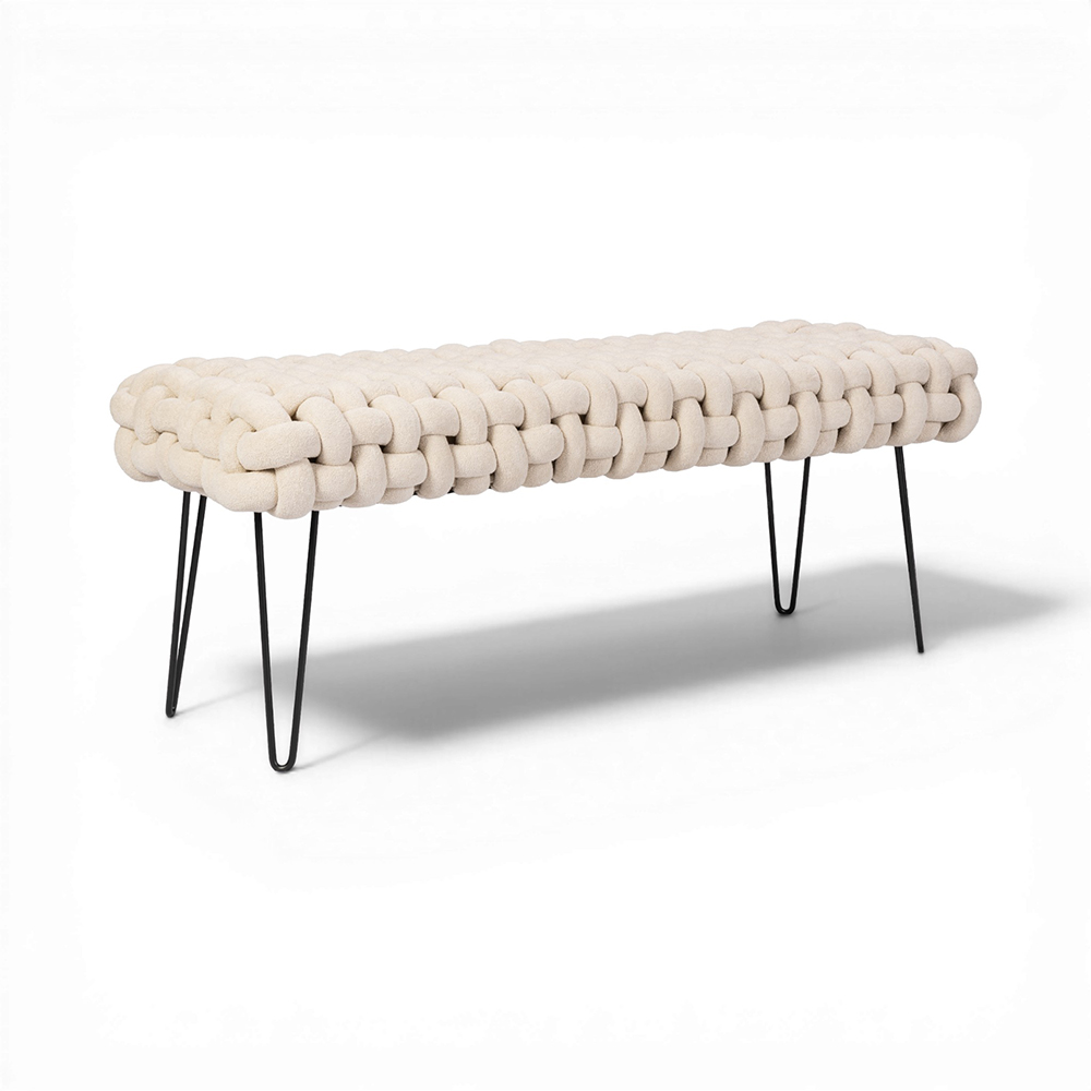 Shaina Bench
