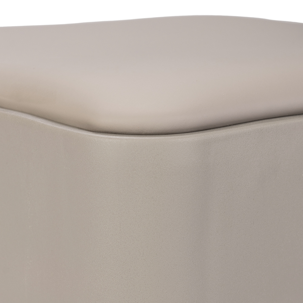 Aric Stool - Image 4